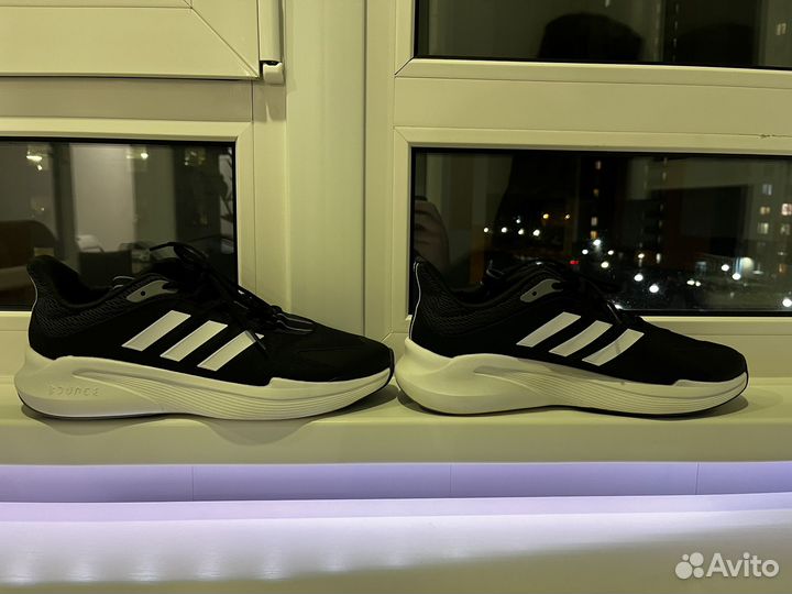 Adidas мужские кроссовки