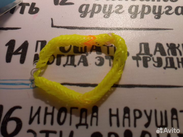 Браслет из феничек