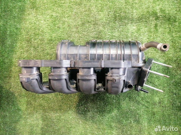 Коллектор впускной Toyota Corolla Fielder NZE144