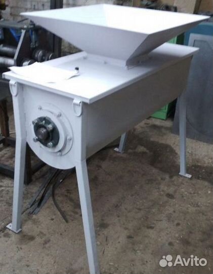 Смеситель горизонтальный в наличии