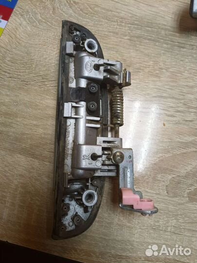 Задняя правая ручка наружняя Kia Rio 2