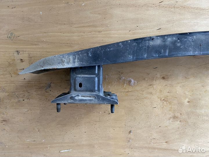 Усилитель заднего бампера Mercedes w204 AMG дорест