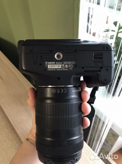 Зеркальный фотоаппарат canon 600d