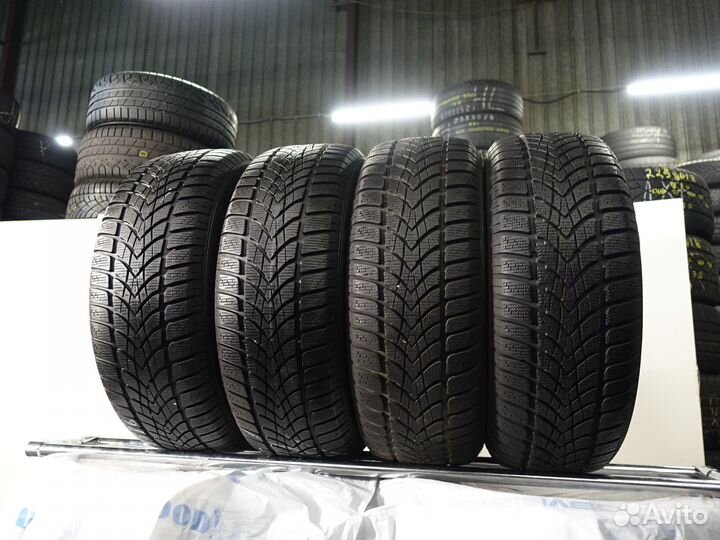 Dunlop SP Winter Sport 4D 245/40 R18