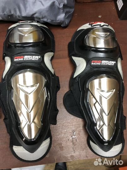 Защита коленей и локтей