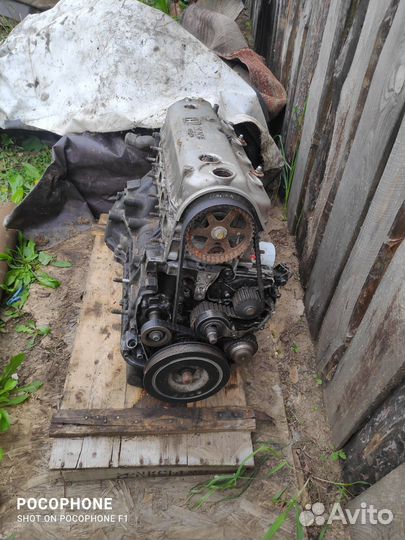 Двигатель f20b