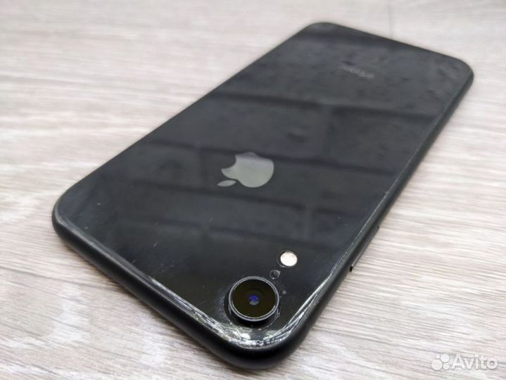 iPhone Xr, 128 ГБ