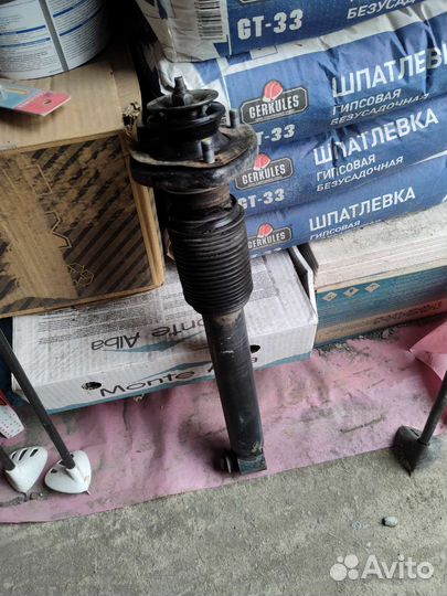 Стойка задняя бмв X5 e 53