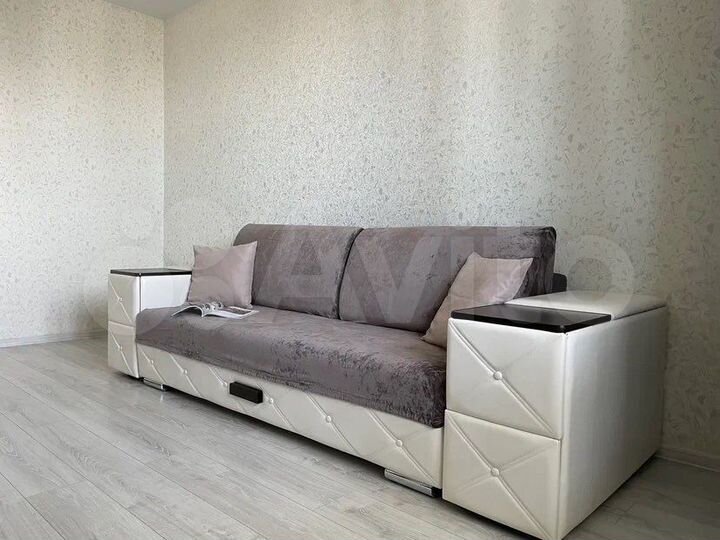 2-к. квартира, 65 м², 13/16 эт.