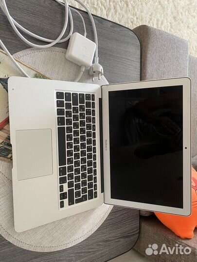 Apple macbook air 13 2020