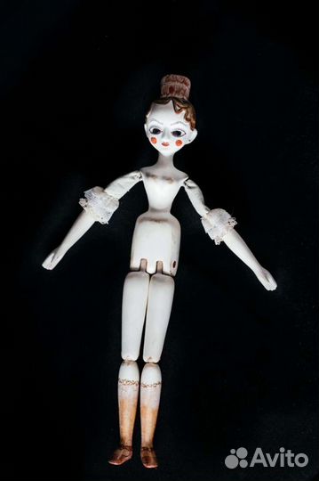 Авторские куклы из папье-маше Queen Anne doll