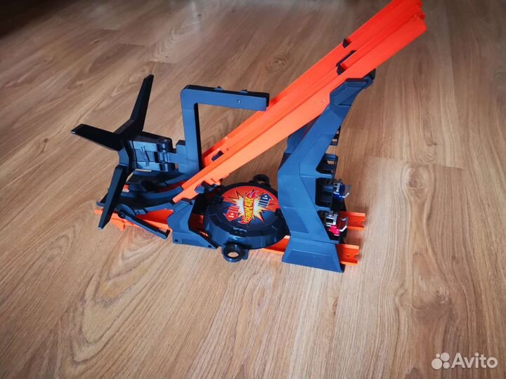 Игровой трек HotWheels