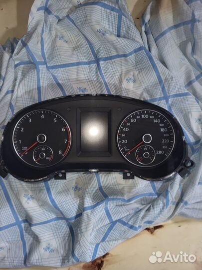 Запчасти Volkswagen Jetta 6 / 2011