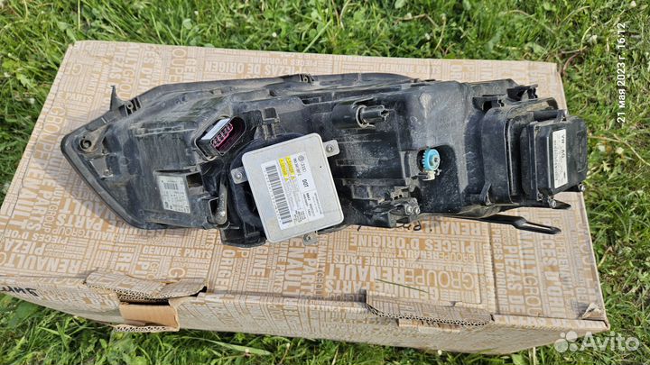 Фара левая touareg 2 NF