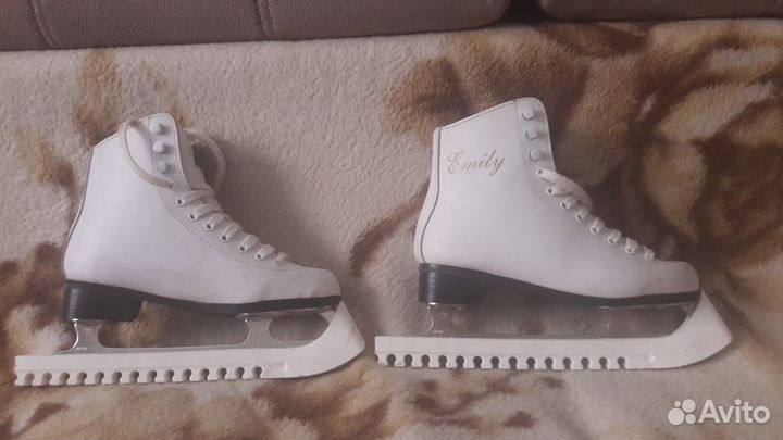 Фигурные коньки 36 р- р 23 см по стельке