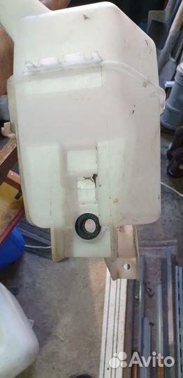 Бачок омывателя nissan tiida