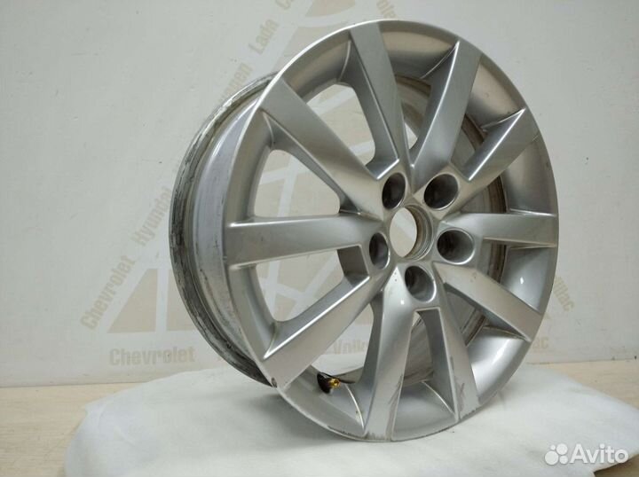 Диск литой R15 Skoda Rapid