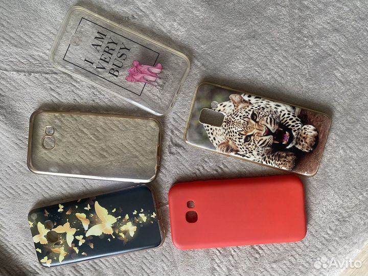 Чехлы на телефон