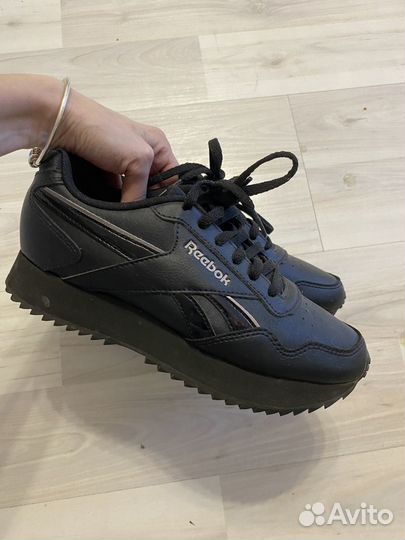 Кроссовки reebok женские 36