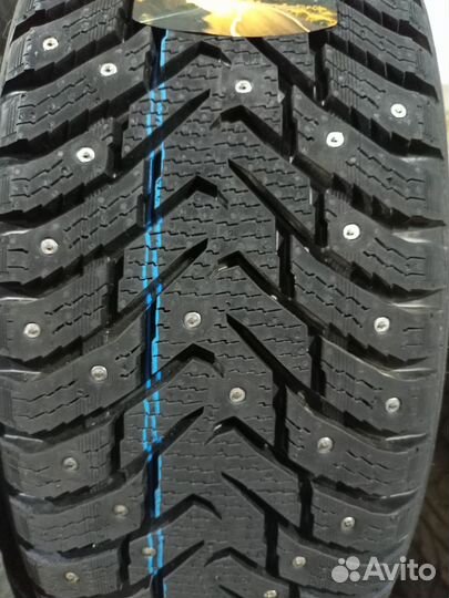 Nokian Tyres Nordman 8 SUV 215/65 R16
