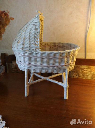 Плетёная кроватка-люлька