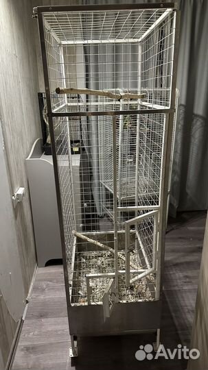 Клетка для крупного попугая