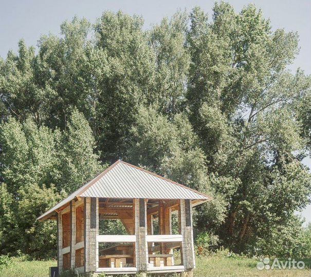 Аренда беседки у реки