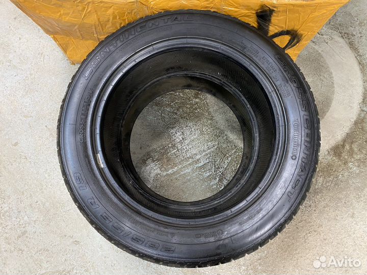 Continental CrossContact UHP E 235/55 R19