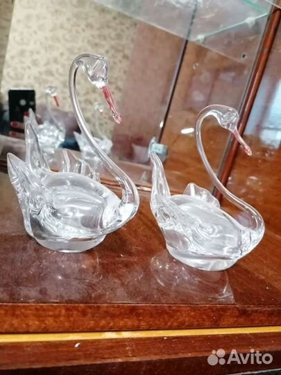 Лебедь статуетка. Стекло. Винтаж