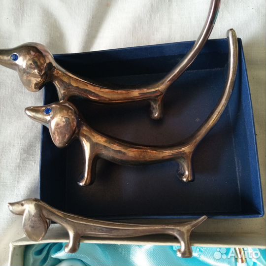 Статуэтка такса, подставка для колец