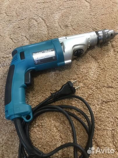 Ударная дрель Makita HR2070