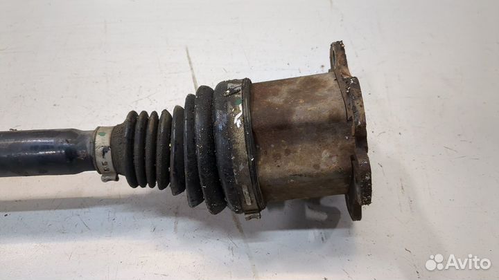 Полуось левая передняя Volkswagen Phaeton