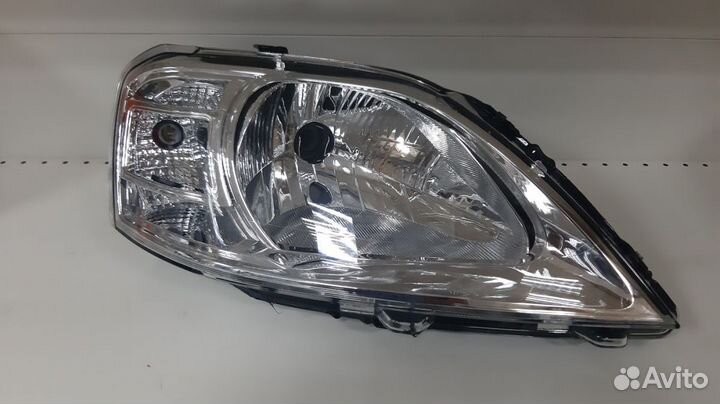 Фара правая Логан / Ларгус