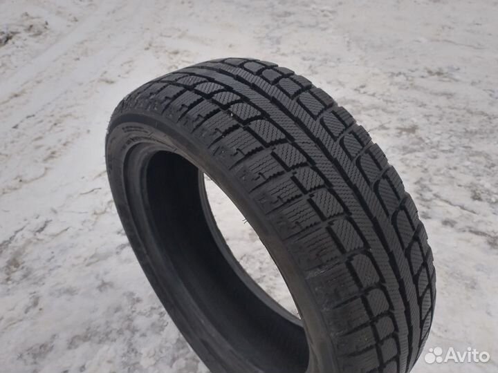 Maxtrek Trek M7 205/50 R17 93H