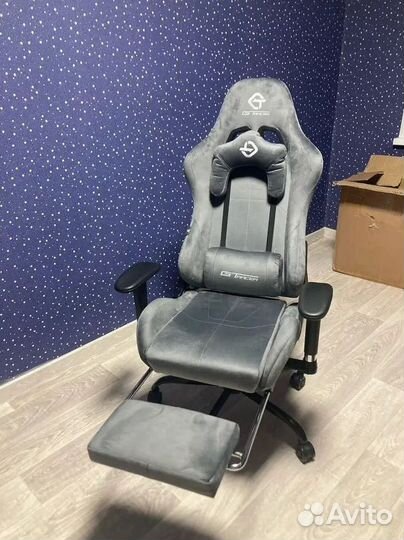 Компьютерное офисное кресло с массажем (новые)