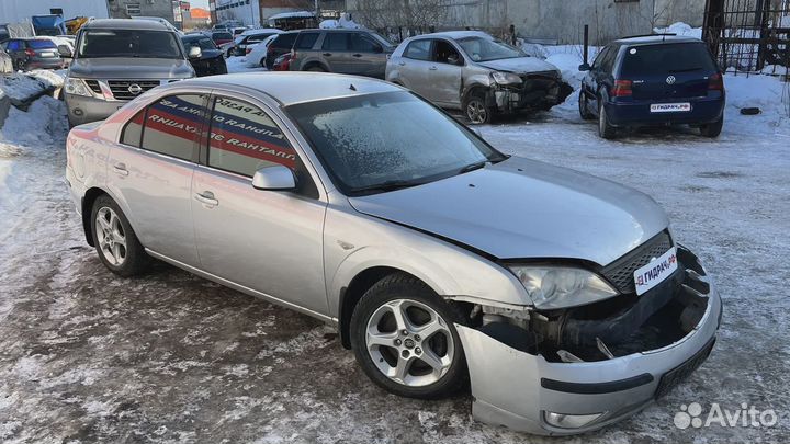 Лючок бензобака Ford Mondeo 3 (B4Y) 1205700
