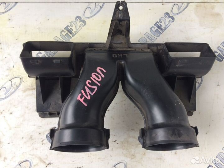 Воздуховоды центральной части торпедо ford fusion