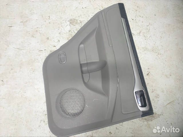 Обшивка двери задней левой Mitsubishi Pajero Sport
