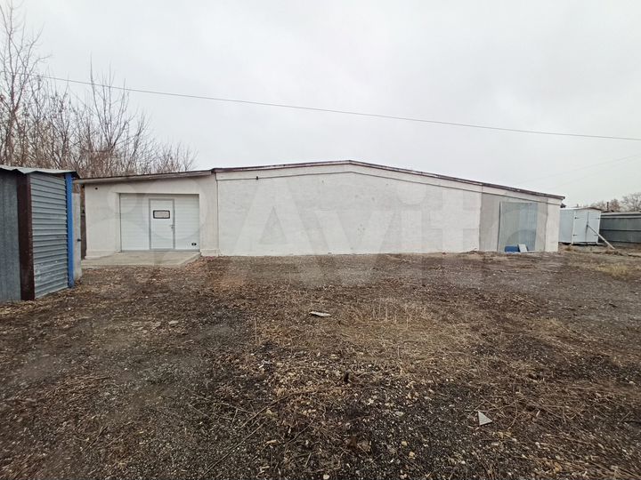 Универсальное: торговля склад производство, 351 м²