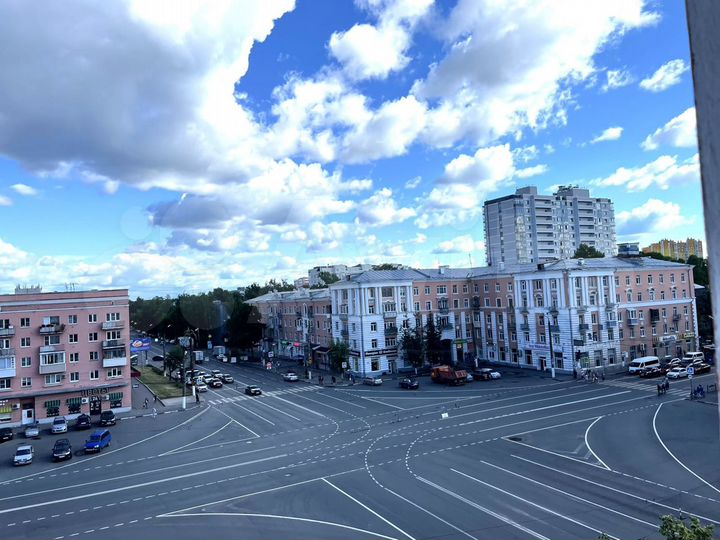 4-к. квартира, 105 м², 5/5 эт.