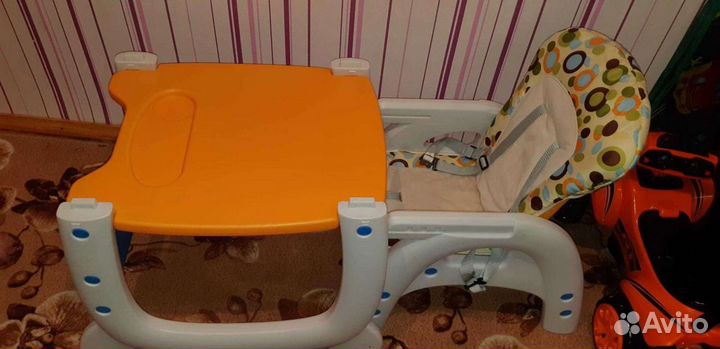 Стульчик/столик для кормления и занятий 2в1