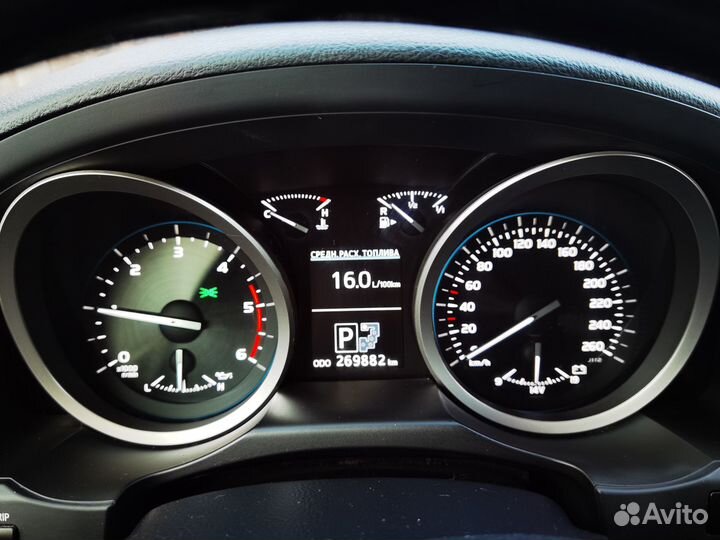 Toyota Land Cruiser 4.5 AT, 2012, 275 000 км