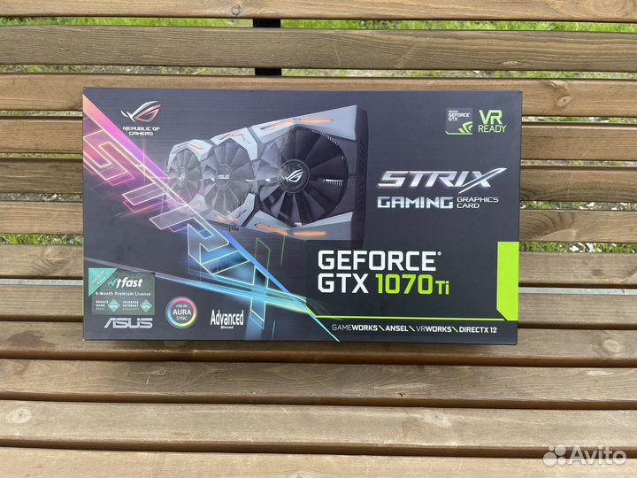 Asus GeForce GTX 1070 Ti strix