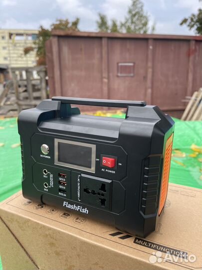 Походный аккумулятор с розеткой 220В 200W 151Wh