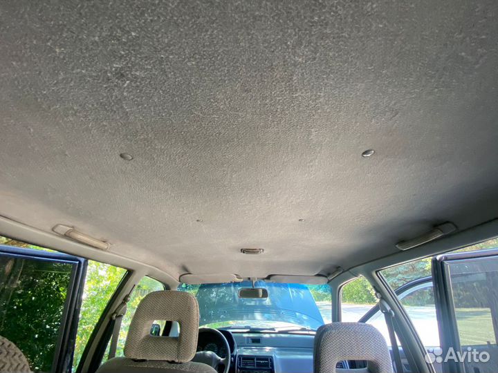 Потолок Mitsubishi Space Wagon 2