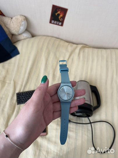 Электроника. Клавиатура, телефон, часы Swatch