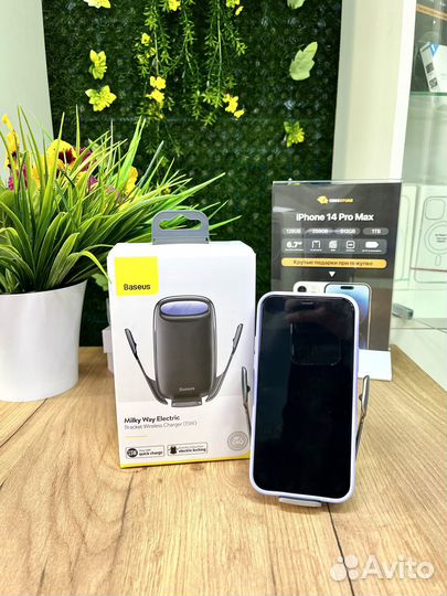 Держатель для телефона в машину baseus