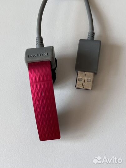 Гарнитура Jawbone Earcandy