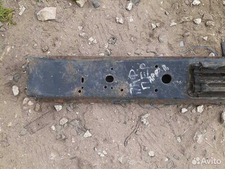 Балка передняя поперечная Nissan Pathfinder