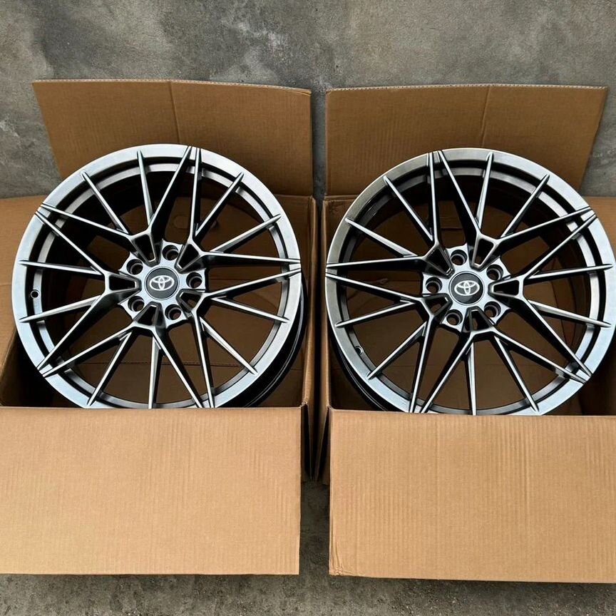 Литые диски HRE 305 7.5×R17 5×114.3